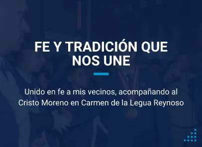 Edwards saludando a escolares en una ceremonia