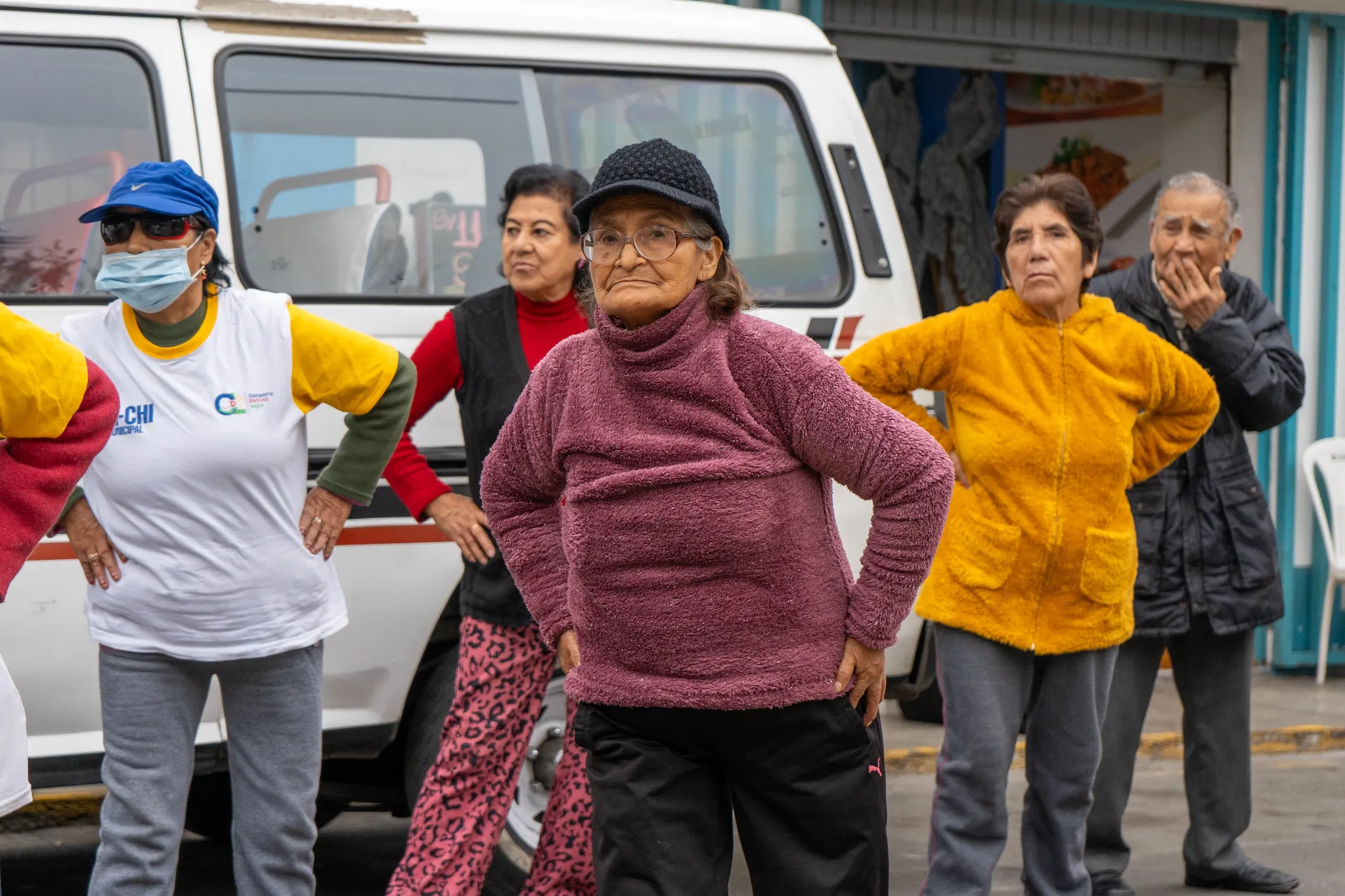 Clase de Tai Chi en el distrito